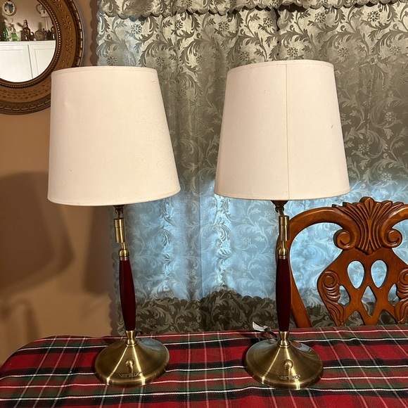 Table Lamps - Picture 6 of 14